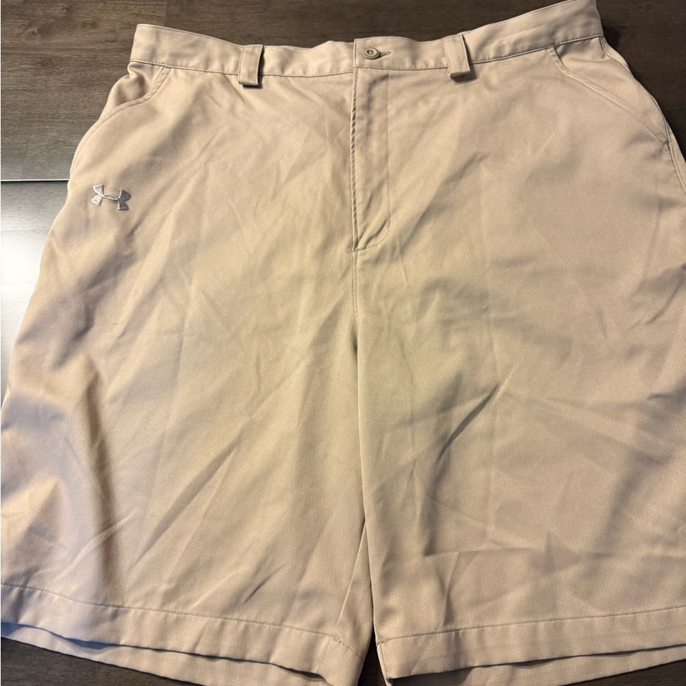Under Armour Men's Beige Flat Front Shorts